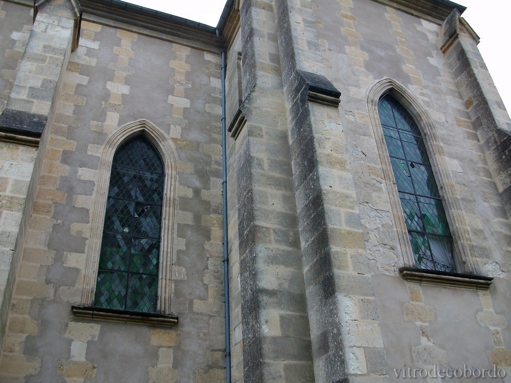 vitraux église à refaire
